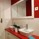 Rua Nova Apartment,3 Dormitorios, Ps4 Y Netflix, A 200m Catedral *