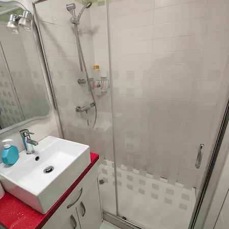 Rua Nova Apartment,3 Dormitorios, Ps4 Y Netflix, A 200m Catedral Apartman