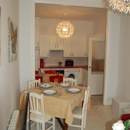 Apartmán Rua Nova 28, 3 Dormitorios, Wifi, Ps4 Y Netflix, A 200m Catedral *