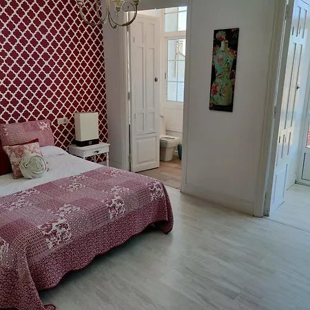 Rua Nova 28, 3 Dormitorios, Wifi, Ps4 Y Netflix, A 200m Catedral Apartman