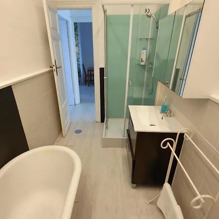 Rua Nova Apartment,3 Dormitorios, Ps4 Y Netflix, A 200m Catedral Apartamento *