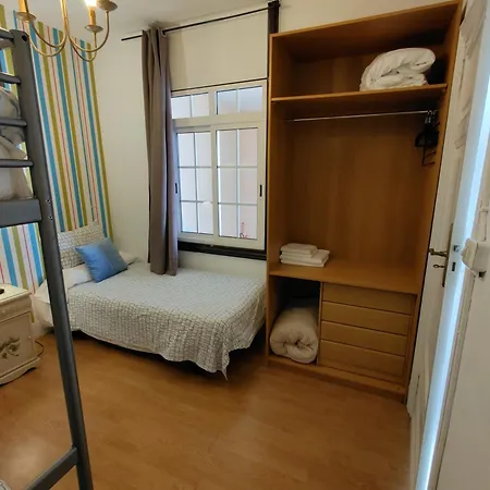 Rua Nova 28, 3 Dormitorios, Wifi, Ps4 Y Netflix, A 200m Catedral * 圣地亚哥－德孔波斯特拉