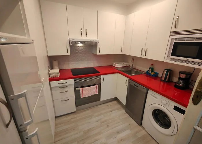 Rua Nova 28, 3 Dormitorios, Wifi, Ps4 Y Netflix, A 200m Catedral Apartman *