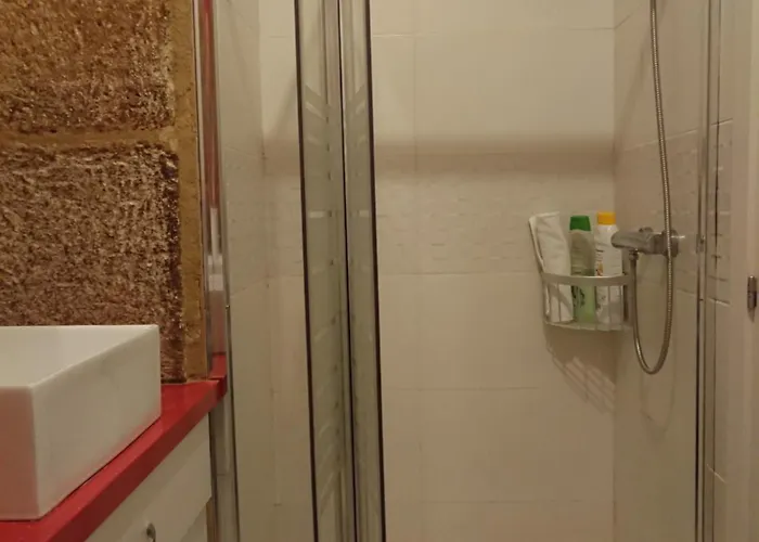 Rua Nova 28, 3 Dormitorios, Wifi, Ps4 Y Netflix, A 200m Catedral