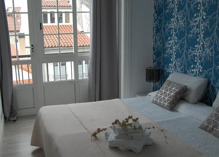 Rua Nova 28, 3 Dormitorios, Wifi, Ps4 Y Netflix, A 200m Catedral